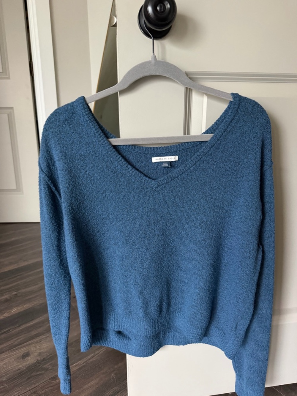 American Eagle Outfitters Teal-Blue V-Neck Bouclé Sweater